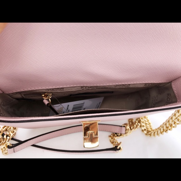 Gaby’sBagsM👜💕-NWT Michael Kors Shoulder Bag Pink - Picture 7 of 8